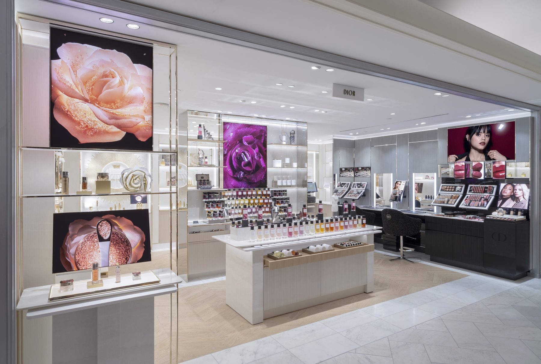 NYC BERGDORF GOODMAN